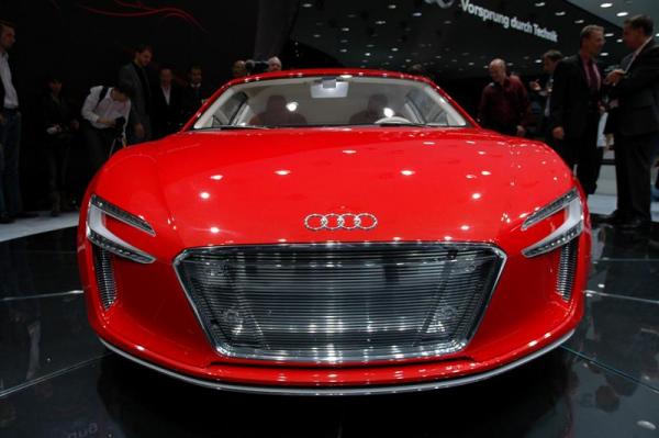 04-audi-e-tron-live (Medium).jpg